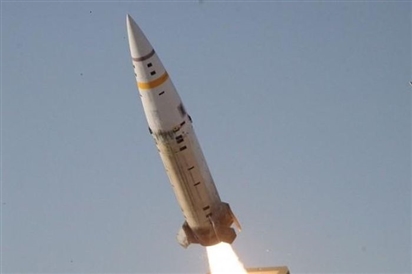 Mỹ muốn gửi hàng trăm tên lửa ATACMS hết hạn sang chiến địa