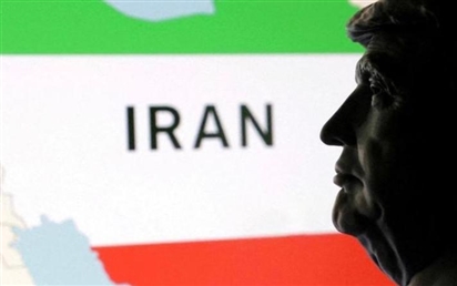 Ông Trump ra hiệu nới lỏng lệnh trừng phạt dầu mỏ với Iran
