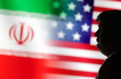 Ông Trump muốn dỡ bỏ lệnh trừng phạt Iran vào đúng thời điểm