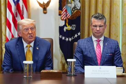 Tổng thống Mỹ Trump bị bất ngờ khi Lầu Năm góc đột ngột dừng giao vũ khí cho Ukraine