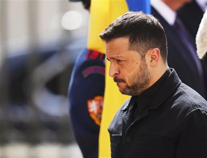 Đã quyết định - học giả phương Tây tiết lộ Mỹ chuẩn bị sẵn cho kịch bản thay thế Zelensky