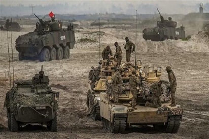 32.000 lính, hàng nghìn thiết bị quân sự NATO tới sát biên giới Nga - Belarus