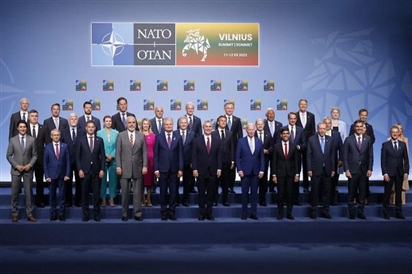 Nhà bình luận chính trị Hungary nhận định NATO sẽ tan rã
