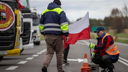 Nông dân Ba Lan phong tỏa một phần biên giới với Ukraine