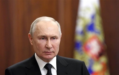 Tổng thống Vladimir Putin: ''Vũ khí đang được buôn lậu từ Ukraine sang Nga''