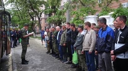 Bộ Quốc phòng Nga tiết lộ số người tình nguyện nhập ngũ hợp đồng tăng đột biến