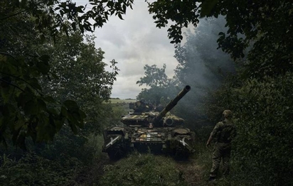 Nga nói Ukraine triển khai lực lượng đáng kể dọc biên giới với Belarus