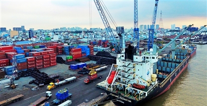 Hãng logistics Nga muốn đặt cảng trung chuyển hàng hóa vào ASEAN tại TP HCM