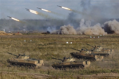 Nga tấn công dồn dập trên mọi mặt trận, Ukraine thừa nhận rơi vào thế bất lợi