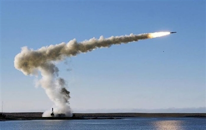 Tàu chiến Nga diễn tập với tên lửa 'phá được tàu chiến vạn tấn'