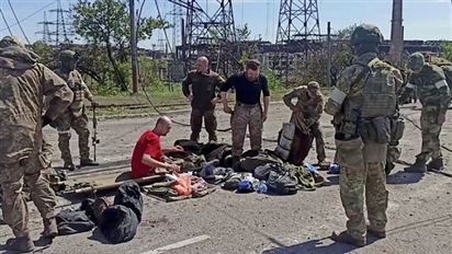 Nga nói hơn 1.900 binh sỹ Ukraine tại nhà máy thép Azovstal đã ''đầu hàng''