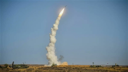 Video tên lửa S-500 khai hỏa tiêu diệt tên lửa đạn đạo tốc độ cao