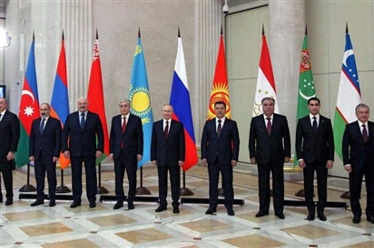 Tổng thống Nga tặng nhẫn vàng cho 8 lãnh đạo các nước đồng minh