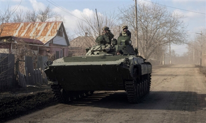 Lực lượng Nga nói đang tiến gần đến trung tâm Bakhmut