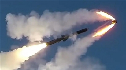 Nga phóng tên lửa hành trình tầm xa tấn công trung tâm chỉ huy của Ukraine