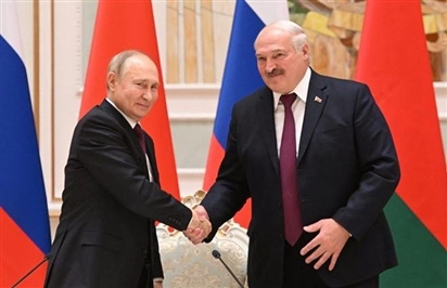 Tổng thống Putin tới Belarus họp bàn với liên minh quân sự CSTO