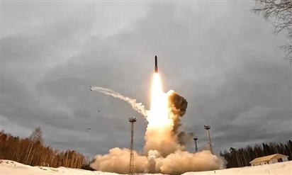 Lực lượng Nga tập trận với tên lửa 'không thể đánh chặn'