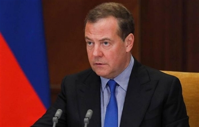 Ông Medvedev: Phát động chiến dịch ở Ukraine là quyết định khó khăn nhưng cần thiết