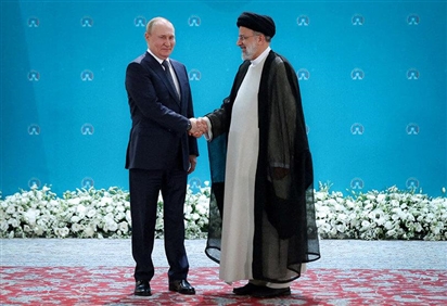 Nga và Iran bắt đầu sử dụng tiền tệ riêng để giao dịch thương mại
