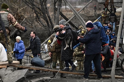 Nga tiếp tục sơ tán dân thường khỏi vùng chiến sự ở Ukraine