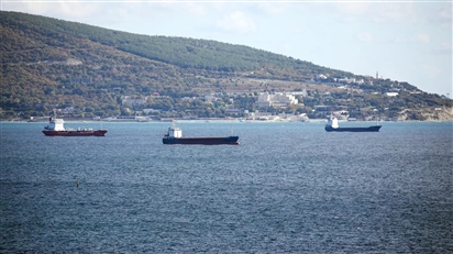 Truyền thông: Các nhà máy lọc dầu Ấn Độ tiếp tục mua dầu từ Nga