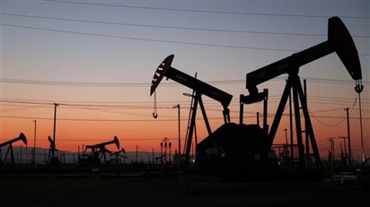 Bị Mỹ cấm nhập dầu, Nga tìm ai mua thay thế?