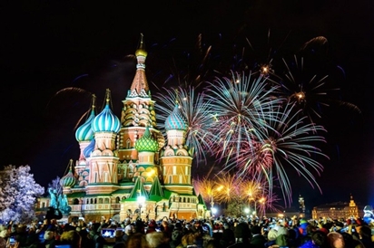 Thời khắc năm mới được đón chào tới 11 lần ở Nga