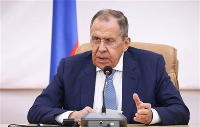 Ngoại trưởng Nga: EU đang trở thành phần mở rộng của NATO
