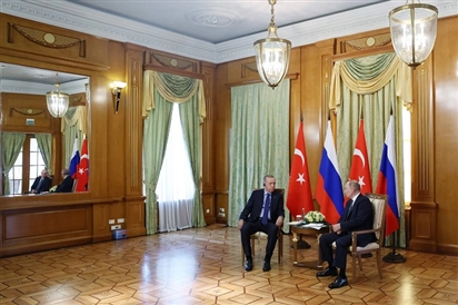 Vì sao Tổng thống Thổ Nhĩ Kỳ Erdogan xích lại gần ông Putin, bất chấp phương Tây?