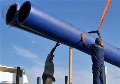 Nga xây đường ống nước 200 km qua miền Đông Ukraine?