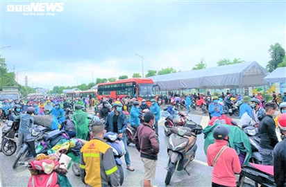 Nghệ An hỗ trợ 500 ngàn đồng/người lao động trở về từ các tỉnh phía Nam