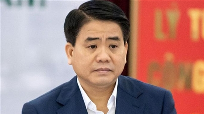 Ông Nguyễn Đức Chung chuẩn bị hầu tòa trong vụ mua chế phẩm Redoxy 3C