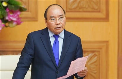 Thủ tướng yêu cầu ngừng cấp visa cho khách du lịch Trung Quốc sau khi 3 người Việt nhiễm virus Corona