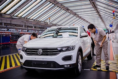 Hãng ô tô Đức hoãn khởi động một số nhà máy tại Trung Quốc