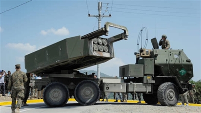 Lầu Năm Góc: Mỹ đã chuyển hệ thống pháo phản lực hạng nặng tới Ukraine