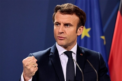 Tổng thống Pháp Macron: ''Châu Âu sẽ phải trả giá để từ bỏ khí đốt của Nga''