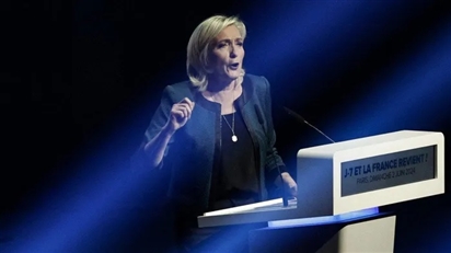 Lãnh đạo phe đối lập Pháp nói về khả năng phế truất ông Macron