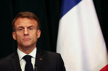 Tổng thống Macron cảnh báo toàn châu Âu