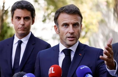 Tổng thống Macron cùng Thủ tướng trẻ nhất nước Pháp thành lập nội các mới