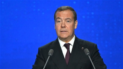 Ông Medvedev lên tiếng sau khi ông Zelensky ra sắc lệnh về một số vùng lãnh thổ Nga