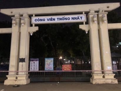 Nhân viên bảo vệ mắc COVID-19, Hà Nội tạm phong tỏa công viên Thống Nhất