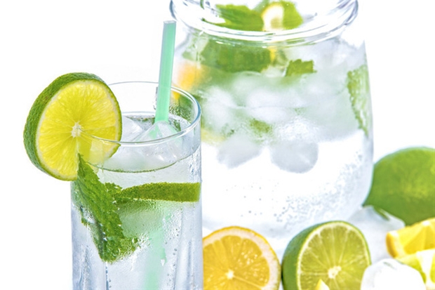 5 lợi ích bất ngờ của việc uống nước chanh, thứ nước vô cùng quen thuộc mà nhà nào cũng có