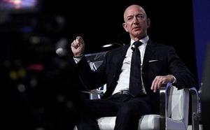 Tỷ phú giàu nhất thế giới Jeff Bezos từng là người ngu nhất công ty