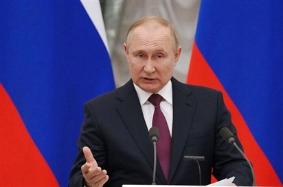 Ông Putin: Không ai có thể làm chậm sự phát triển của nước Nga