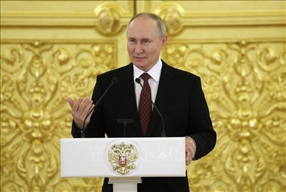 Chính giới và dư luận Nga ủng hộ Tổng thống V.Putin tái tranh cử