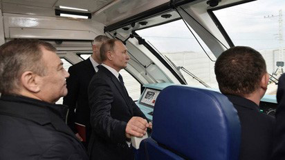 Ông Putin hé lộ bí mật về cây cầu nối Nga và Crimea