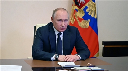 Tổng thống Putin: Nga tiếp tục phát triển, bất chấp khó khăn