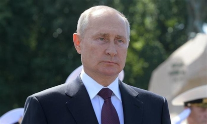 Tổng thống Nga Putin thông báo số lượng tàu chiến 'khủng' cho Hải quân
