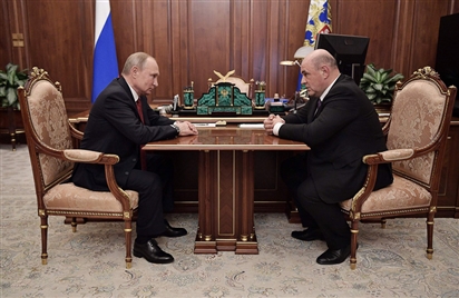 Putin đề cử thủ tướng mới thay thế ông Medvedev