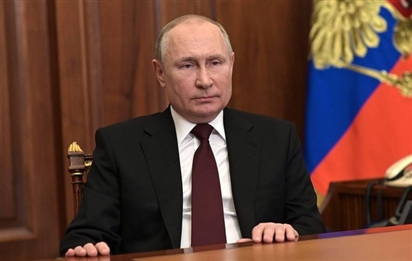 Tổng thống Nga Putin chia buồn với gia đình ông Gorbachev